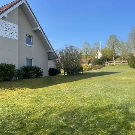 Landhotel Broda Neubrandenburg Eksteriør billede